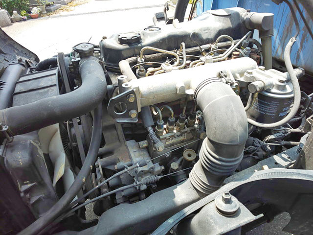 三菱ふそうキャンタークレーン4段小型（2t・3t）[写真19]