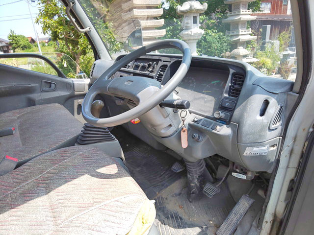 三菱ふそうキャンタークレーン4段小型（2t・3t）[写真23]