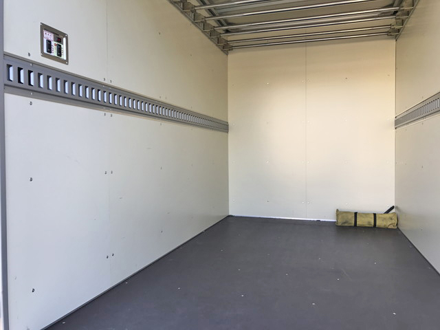 トヨタトヨエースパネルバン小型（2t・3t）[写真12]