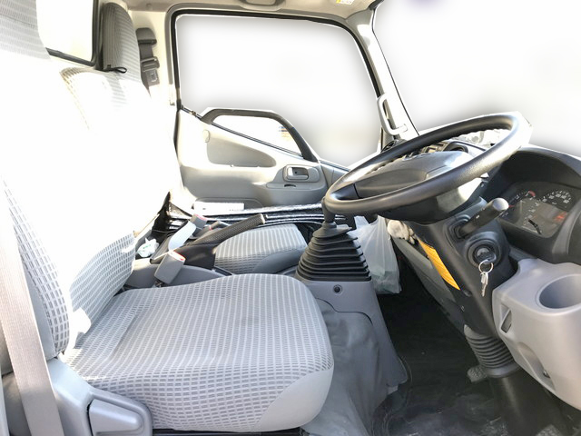 トヨタトヨエースパネルバン小型（2t・3t）[写真23]