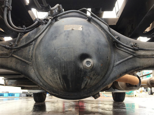 いすゞフォワードコンテナ専用車中型（4t）[写真19]