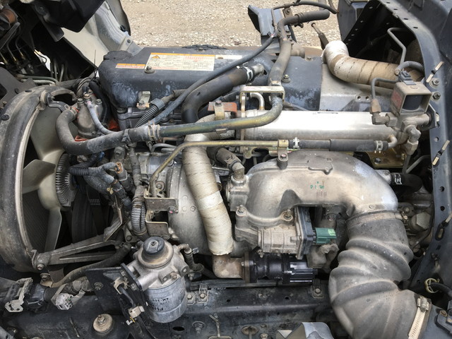 いすゞフォワードコンテナ専用車中型（4t）[写真22]