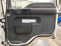 いすゞフォワードコンテナ専用車中型（4t）[写真26]