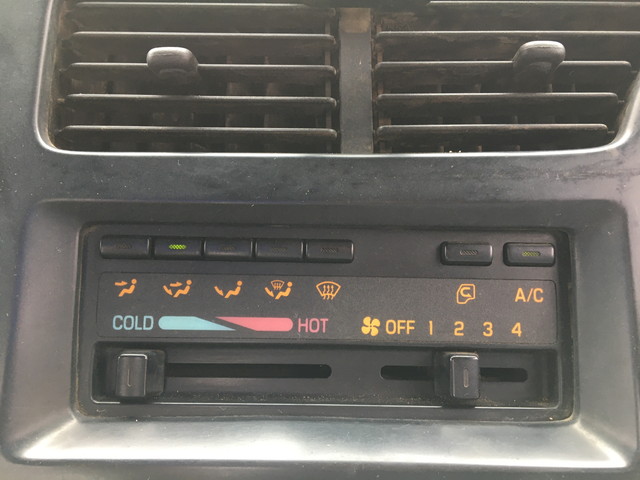 いすゞフォワードコンテナ専用車中型（4t）[写真33]