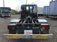 いすゞフォワードコンテナ専用車中型（4t）[写真09]