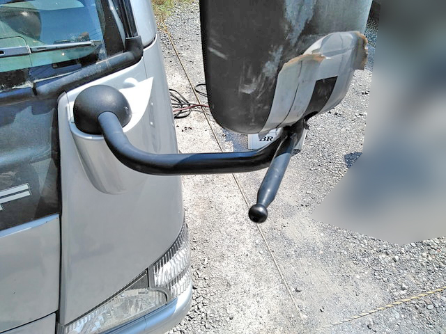 いすゞエルフ高圧洗浄車小型（2t・3t）[写真20]