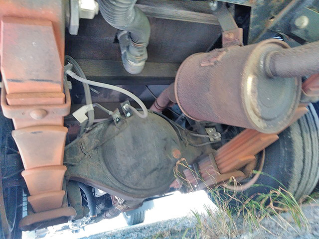 いすゞエルフ高圧洗浄車小型（2t・3t）[写真29]