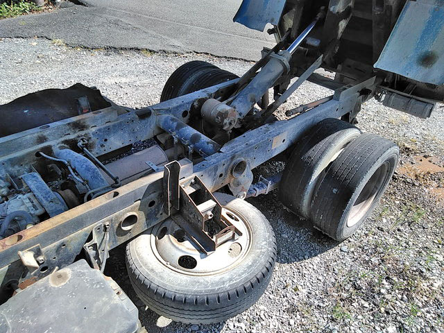 三菱ふそうキャンターダンプ小型（2t・3t）[写真15]