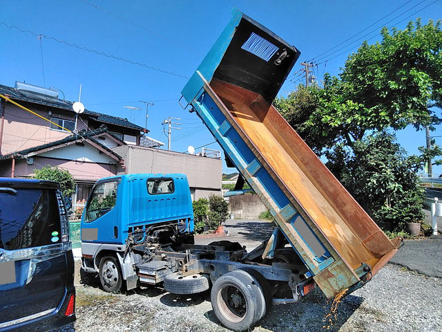 三菱ふそうキャンターダンプ小型（2t・3t）[写真06]