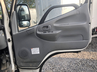 日野デュトロ平ボディ小型（2t・3t）[写真23]