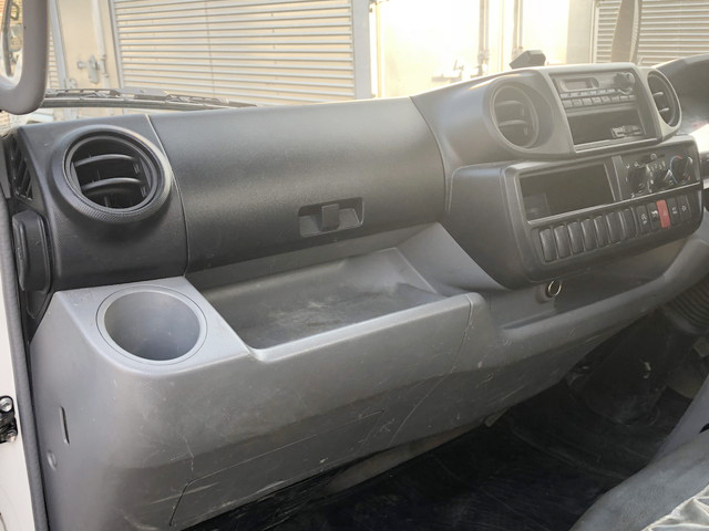 日野デュトロ平ボディ小型（2t・3t）[写真27]