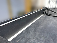 日産アトラス平ボディ小型（2t・3t）[写真12]