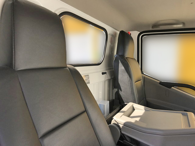 日産アトラス平ボディ小型（2t・3t）[写真15]