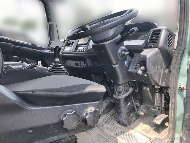 日野レンジャーユニック4段増トン（6t・8t）[写真22]