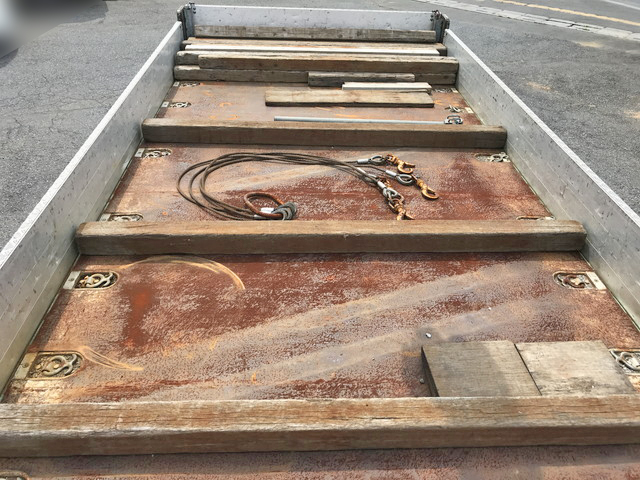 日野レンジャーユニック4段増トン（6t・8t）[写真04]