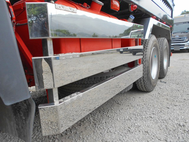 三菱ふそうスーパーグレートダンプ大型（10t）[写真15]