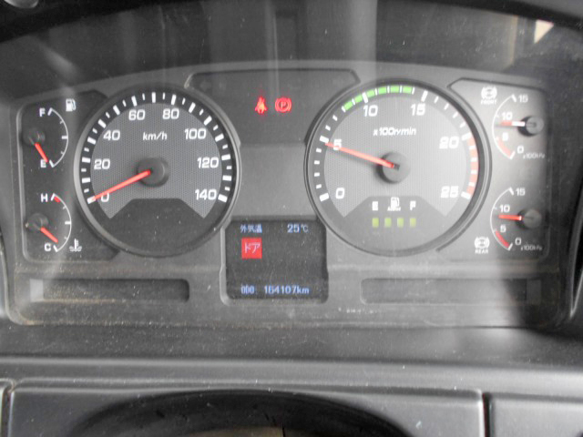 三菱ふそうスーパーグレートダンプ大型（10t）[写真22]