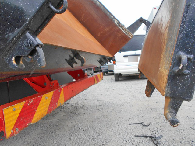 三菱ふそうスーパーグレートダンプ大型（10t）[写真08]