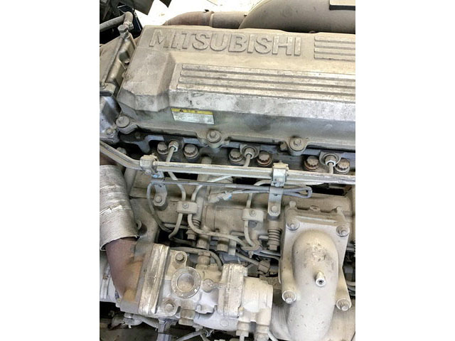 三菱ふそうスーパーグレート平ボディ大型（10t）[写真17]