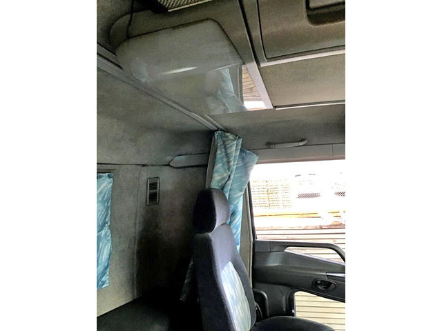 三菱ふそうスーパーグレート平ボディ大型（10t）[写真23]