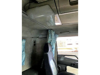 三菱ふそうスーパーグレート平ボディ大型（10t）[写真23]