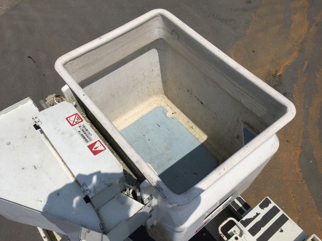 いすゞエルフ高所作業車小型（2t・3t）[写真15]