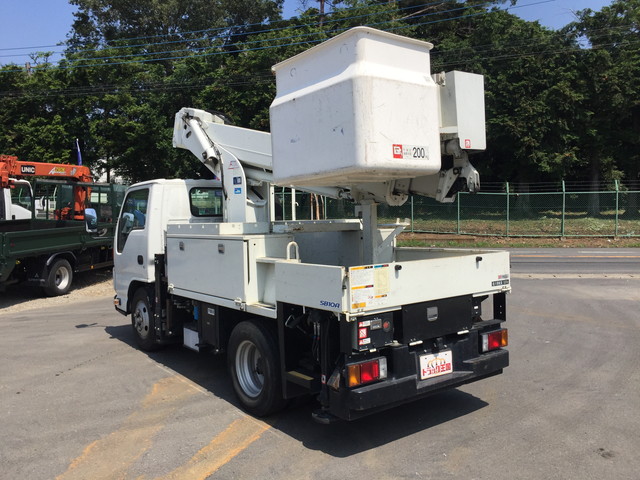 いすゞエルフ高所作業車小型（2t・3t）[写真04]