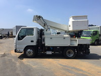 いすゞエルフ高所作業車小型（2t・3t）[写真05]