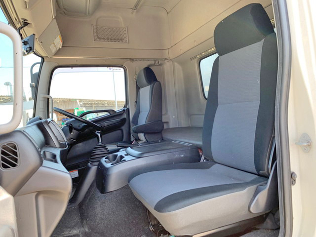 日野レンジャーアルミウイング中型（4t）[写真29]