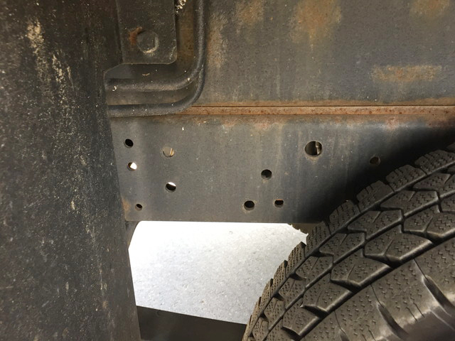 いすゞエルフ高所作業車小型（2t・3t）[写真22]