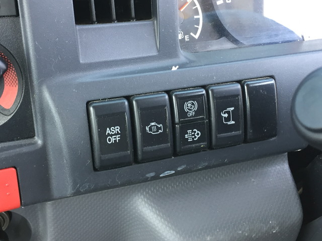 いすゞエルフ高所作業車小型（2t・3t）[写真36]