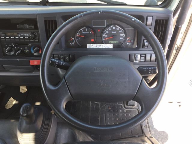 いすゞエルフ高所作業車小型（2t・3t）[写真38]