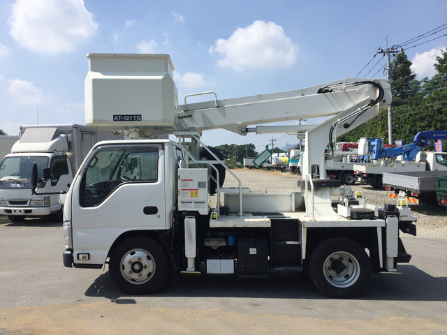 いすゞエルフ高所作業車小型（2t・3t）[写真05]