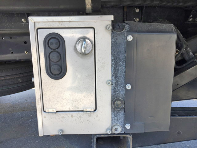 日野レンジャーアルミウイング中型（4t）[写真22]