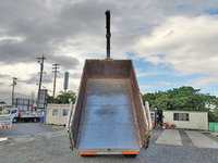 日野レンジャーダンプ・クレーン付中型（4t）[写真11]