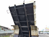 日野レンジャーダンプ・クレーン付中型（4t）[写真21]