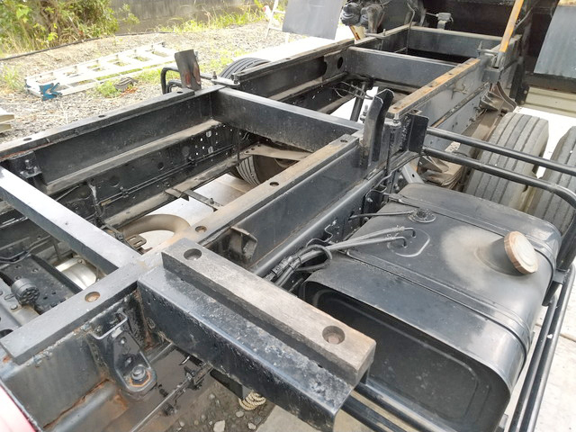 日野レンジャーダンプ・クレーン付中型（4t）[写真23]