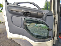 日野レンジャーダンプ・クレーン付中型（4t）[写真31]