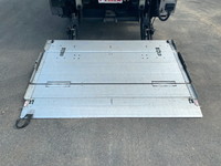 いすゞエルフアルミバン小型（2t・3t）[写真10]