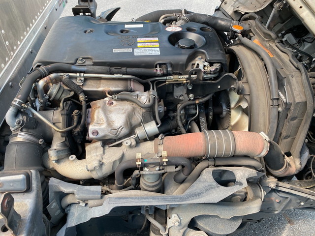 いすゞエルフアルミバン小型（2t・3t）[写真25]