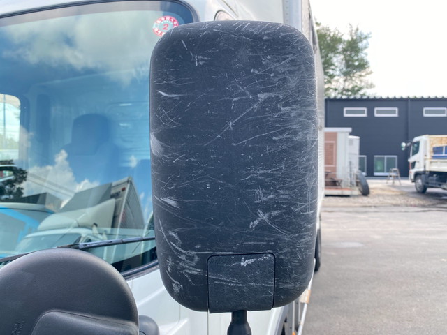 いすゞエルフアルミバン小型（2t・3t）[写真08]