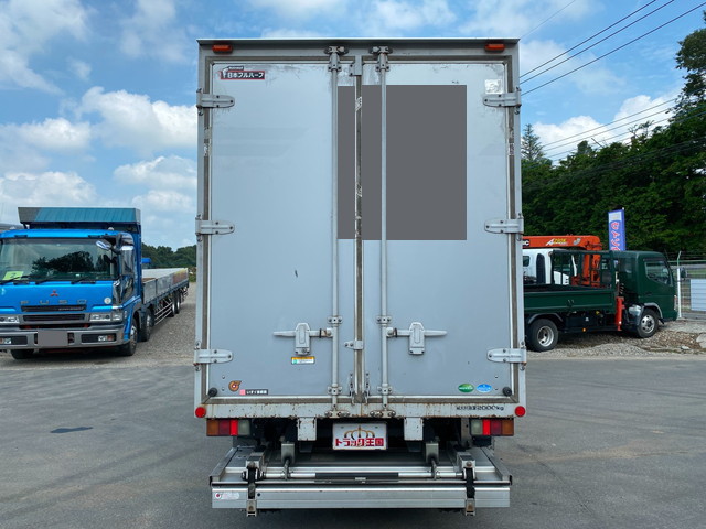 いすゞエルフアルミバン小型（2t・3t）[写真09]