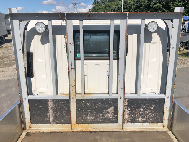 いすゞエルフアルミブロック小型（2t・3t）[写真11]