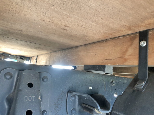 いすゞエルフアルミブロック小型（2t・3t）[写真24]