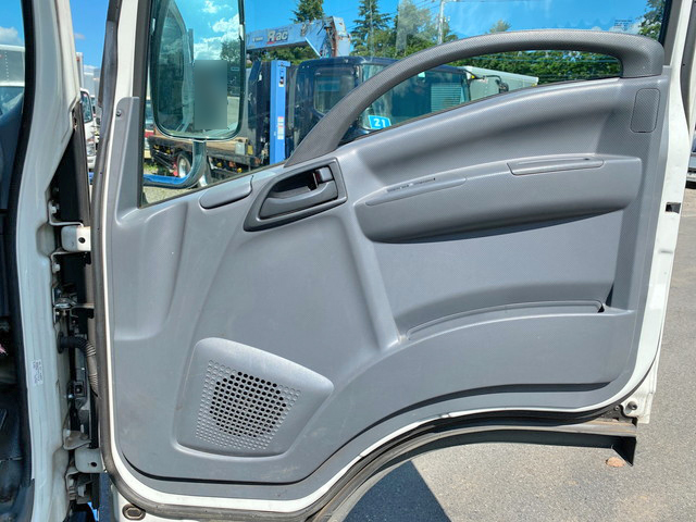 いすゞエルフアルミブロック小型（2t・3t）[写真30]