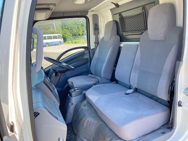 いすゞエルフアルミブロック小型（2t・3t）[写真32]