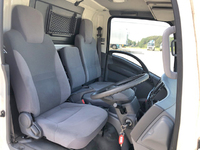 いすゞエルフアルミブロック小型（2t・3t）[写真34]