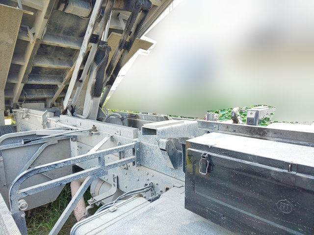 三菱ふそうスーパーグレートダンプ大型（10t）[写真17]