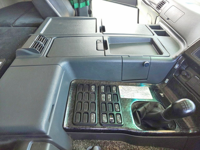 三菱ふそうスーパーグレートダンプ大型（10t）[写真33]