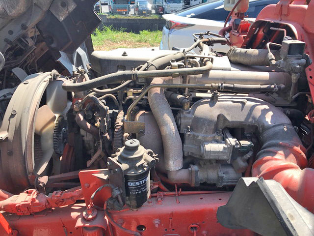 いすゞフォワードダンプ・クレーン付中型（4t）[写真23]